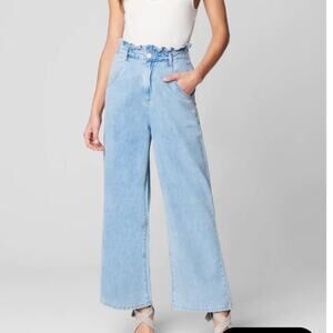 Blank NYC Women’s Paperbag Wide Leg Jean Elastic Waistband NWT Chambray
